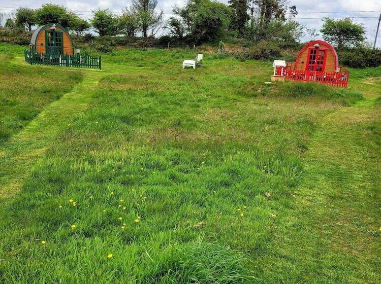 בית מלון כפרי Lovely Glamping Dream Pod In St Austell, Cornwall