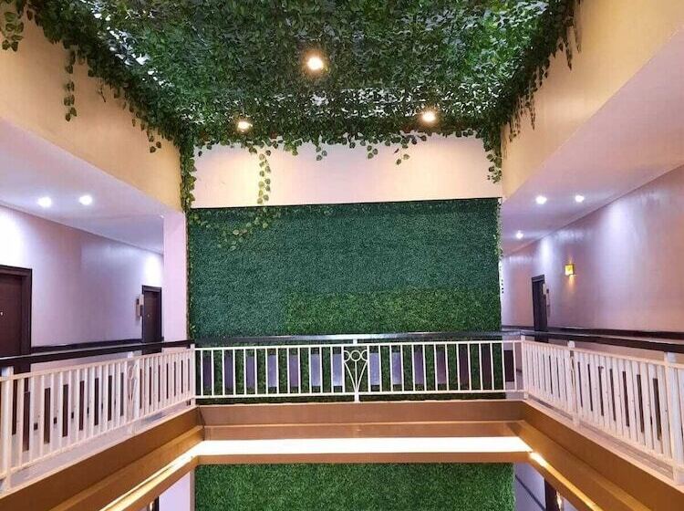 Отель Rahat Icon