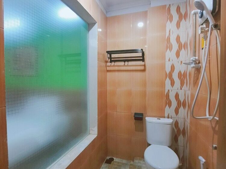 Отель Rahat Icon