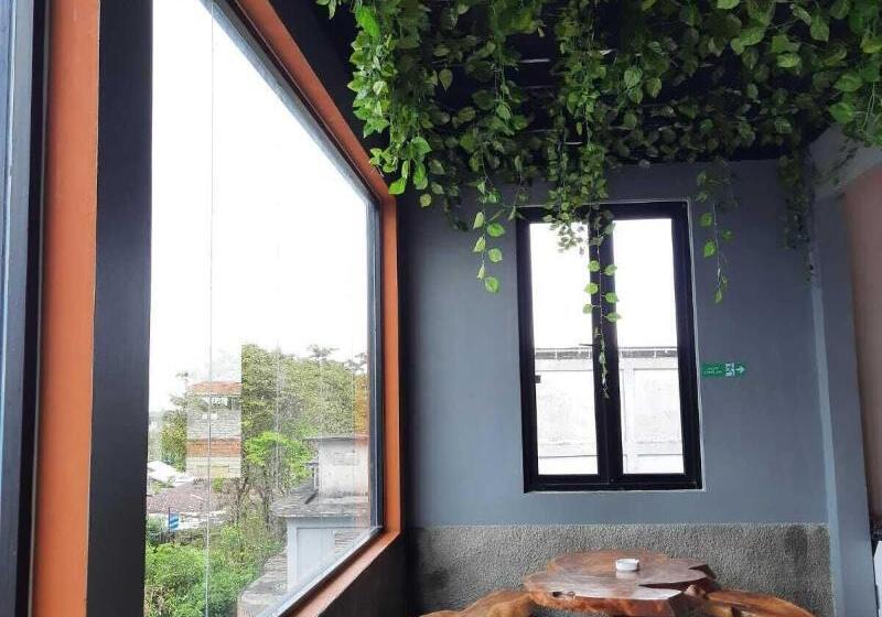 Отель Rahat Icon