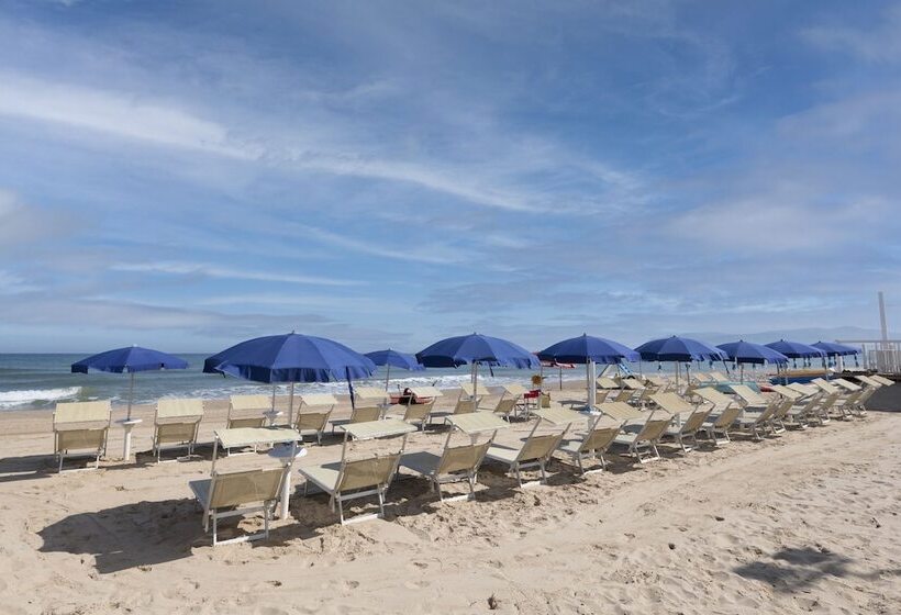 酒店 Resort La Battigia Beach & Spa