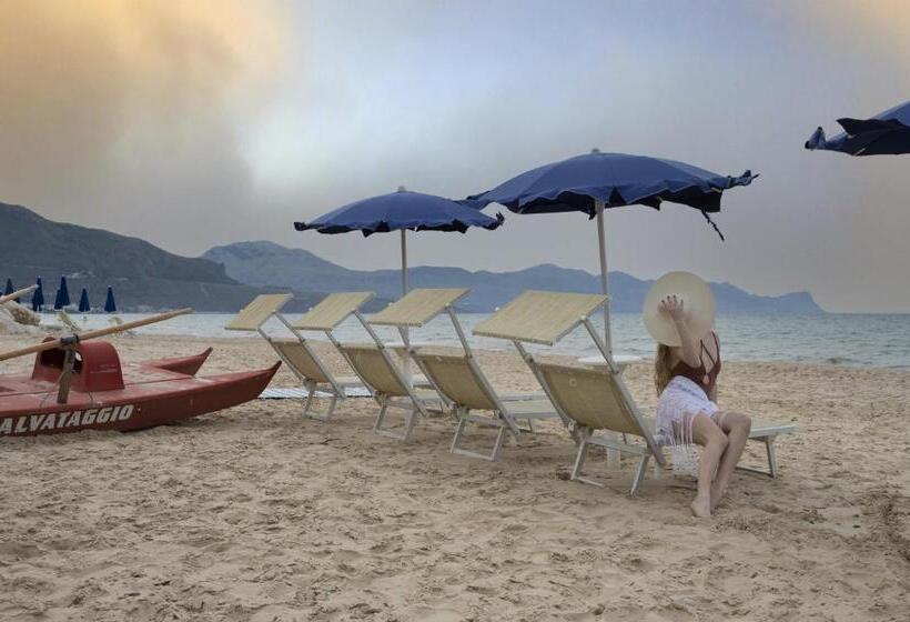 酒店 Resort La Battigia Beach & Spa