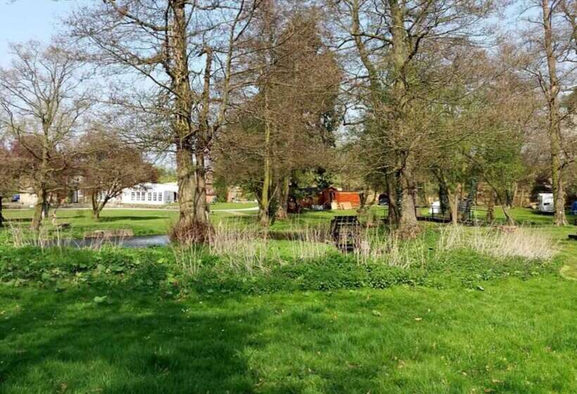 Beautiful 1 Bed Log Cabin In Retford Close To A1