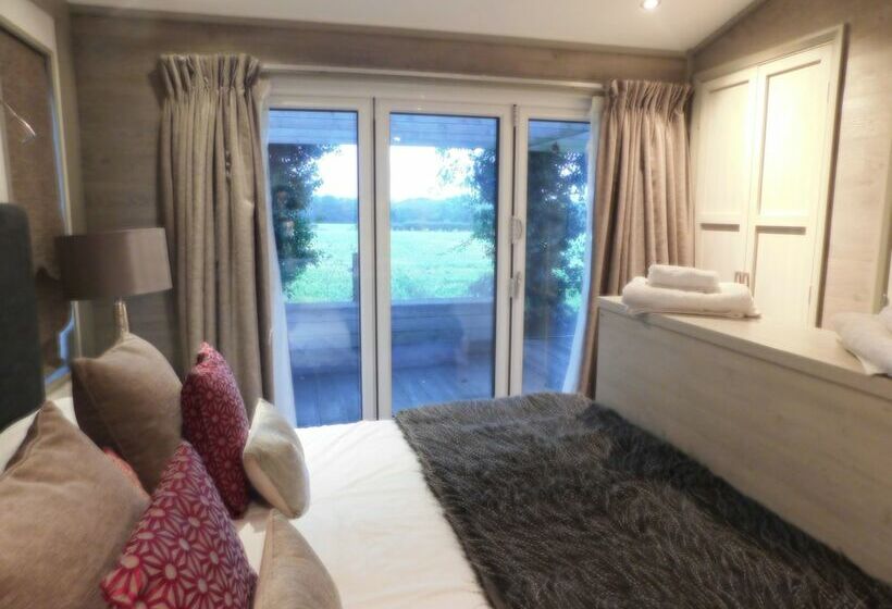 Inviting 3bed Lodge In Norfolk