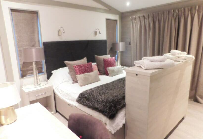 Inviting 3bed Lodge In Norfolk