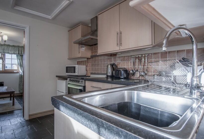 Lilac Cottage 1 Bed Cottage Amroth