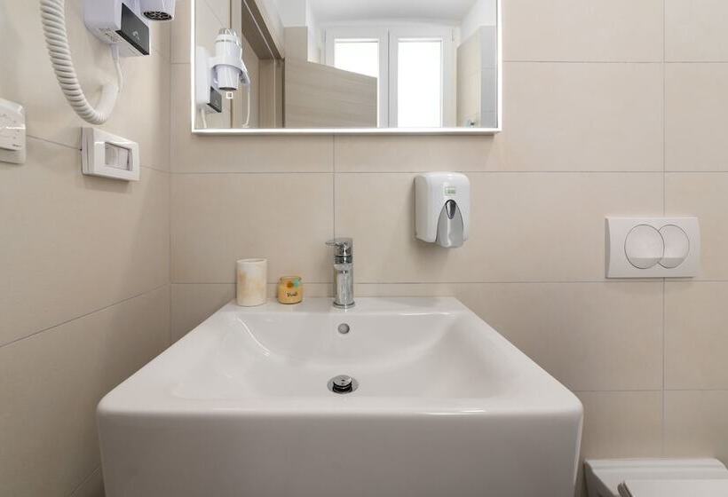 펜션 Polesana Rooms