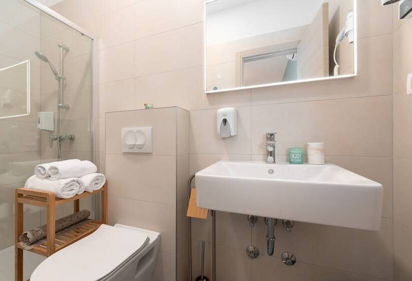 펜션 Polesana Rooms