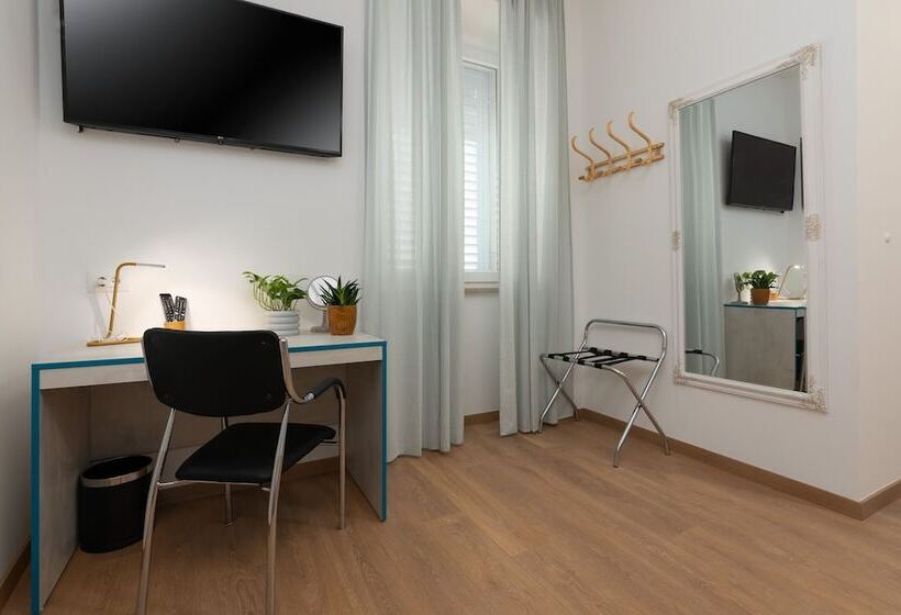 펜션 Polesana Rooms