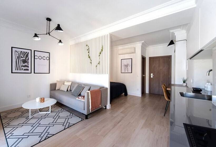 Real Segovia Apartments