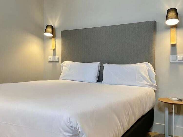 Real Segovia Apartments