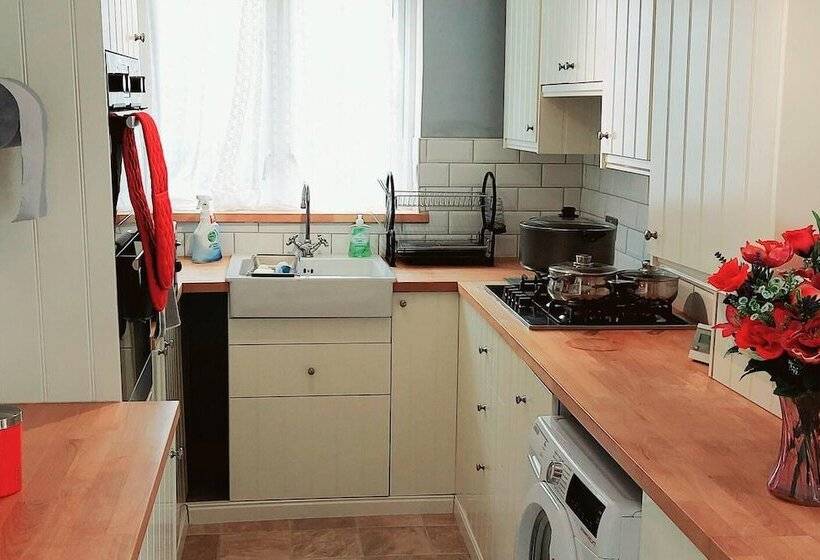 住所  Beautiful 3 Bed House In Chatham