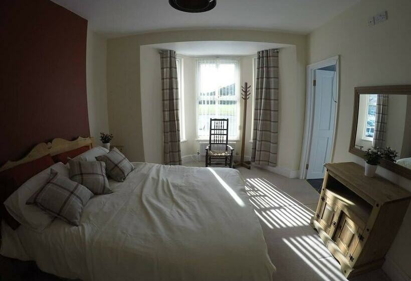 住所  Beautiful And Spacious House In North Wales, Uk