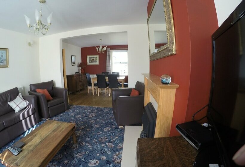 דירת נופש Beautiful And Spacious House In North Wales, Uk
