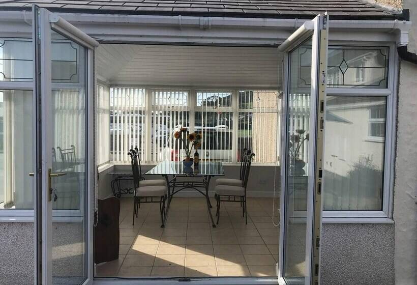 דירת נופש Beautiful And Spacious House In North Wales, Uk
