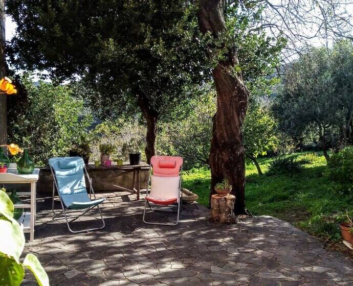 דירת נופש Casa Mimi Garden With A View Cuglieri Sardinia