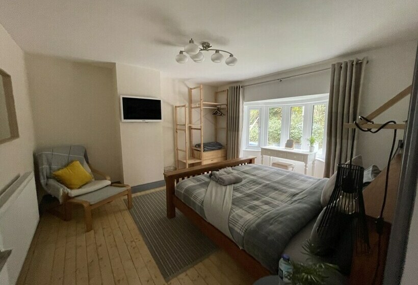 דירת נופש New Modern & Spacious Snowdonia Home  Sleeps 7