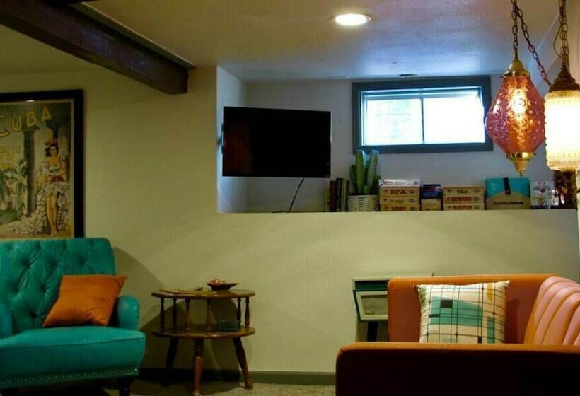 Retro Inspired Downtown Loveland Apartment