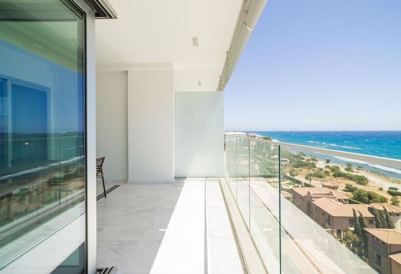 The Tower At St Raphael Resort