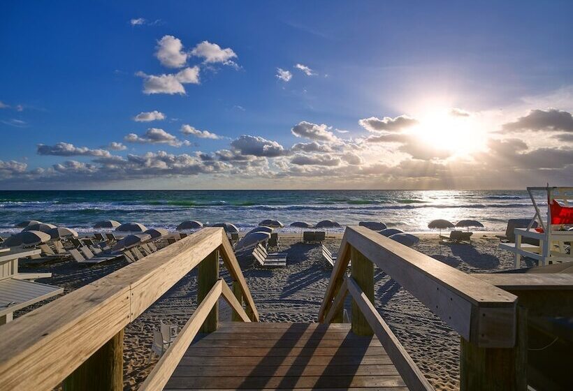 Yacht Club At The Boca Raton Resort