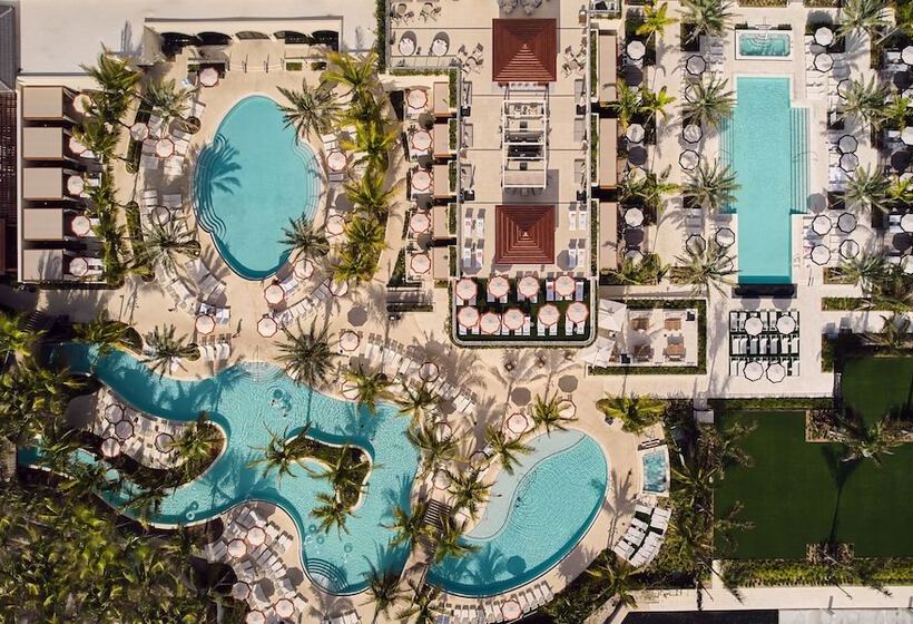 Yacht Club At The Boca Raton Resort