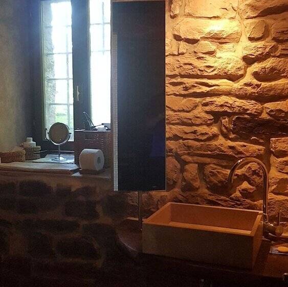 Room In B&b   #fortcozzo_2021 #jacuzzisuite #sauna