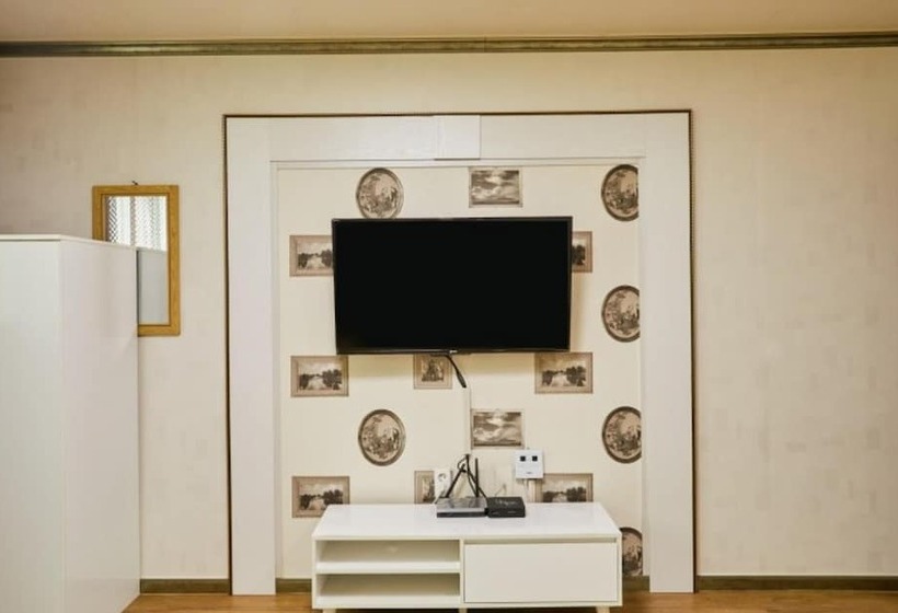 Daecheon Sinhwa Pension