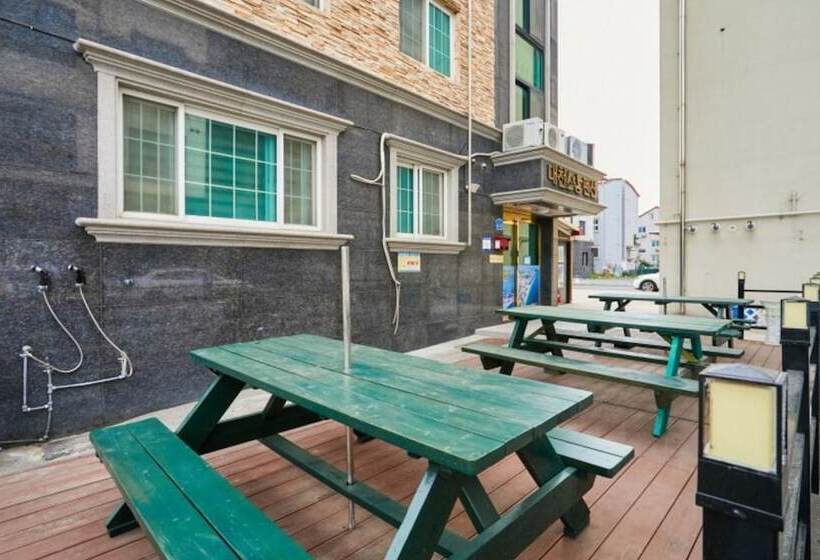 Daecheon Sinhwa Pension