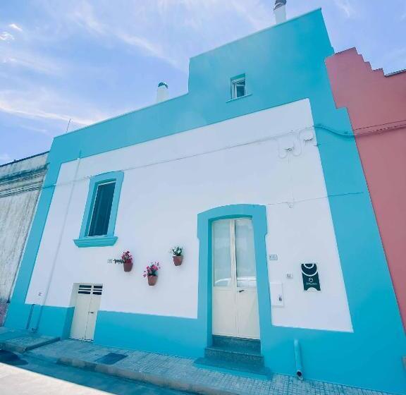 فندق Albergo Diffuso Cortellenica