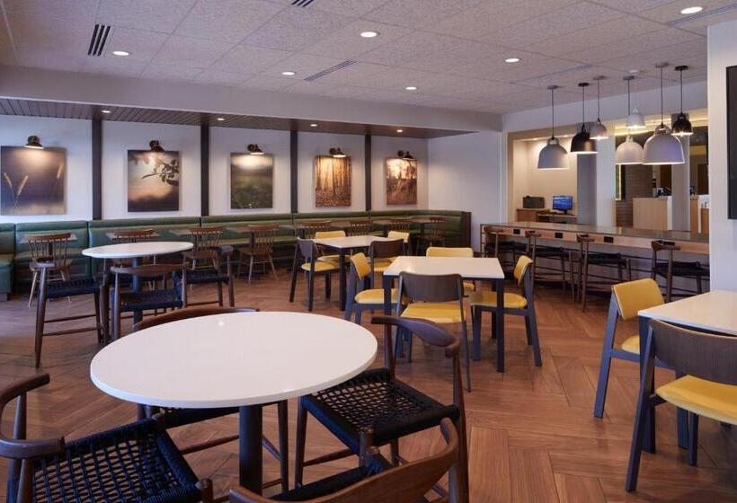 בית מלון כפרי Fairfield By Marriott Inn & Suites Palmdale West