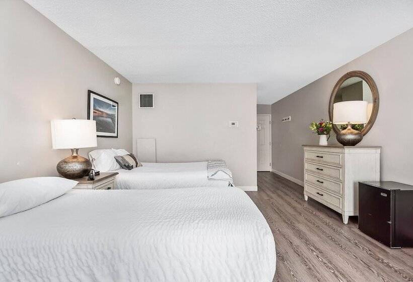 ホテル First Floor East Family Deluxe