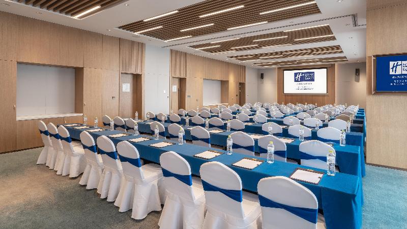 בית מלון כפרי Holiday Inn Express Jining Cultural Center By Ihg