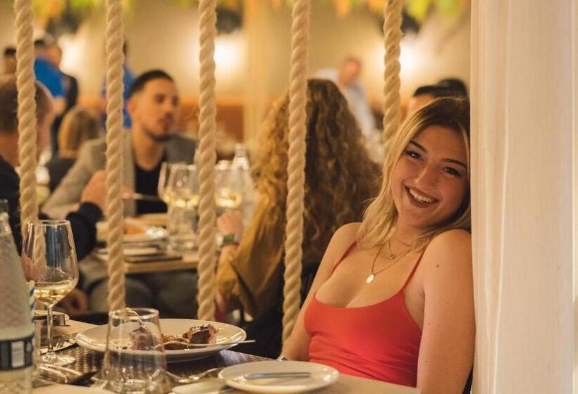 Ikyk Hotel Ik Collection