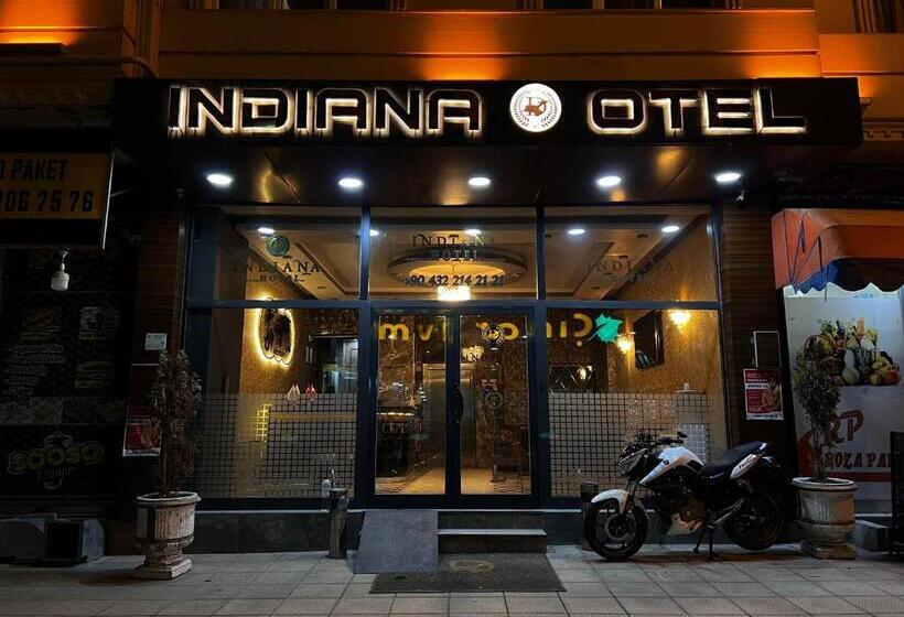 هتل Indi̇ana
