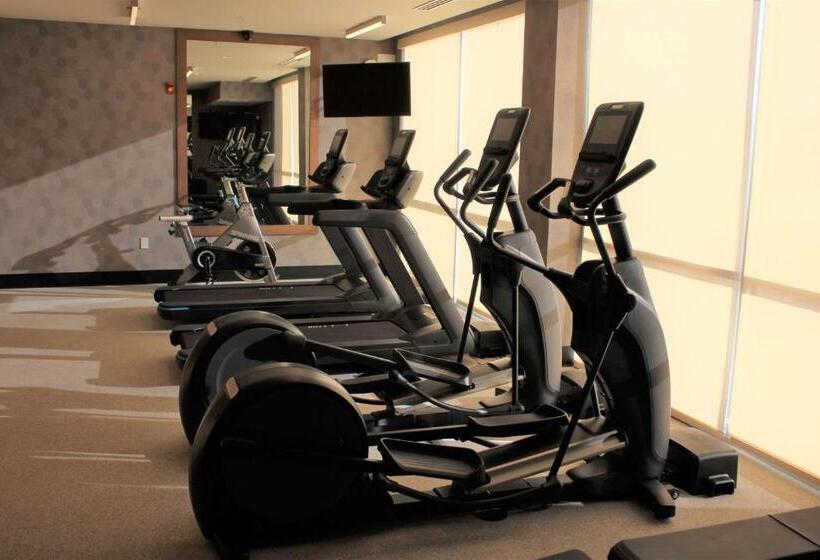 בית מלון כפרי La Quinta Inn & Suites By Wyndham Bardstown