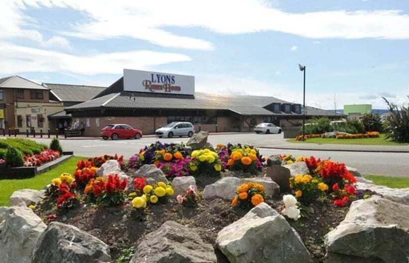 Отель Lovely 3 Bed Caravan In Beautiful North Wales