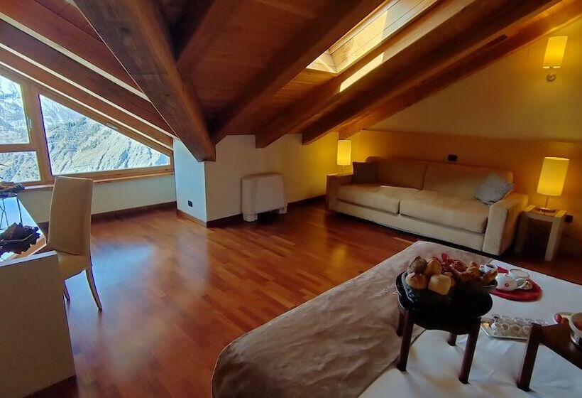 ホテル Savoia Mountain – Il Resort Nel Bosco