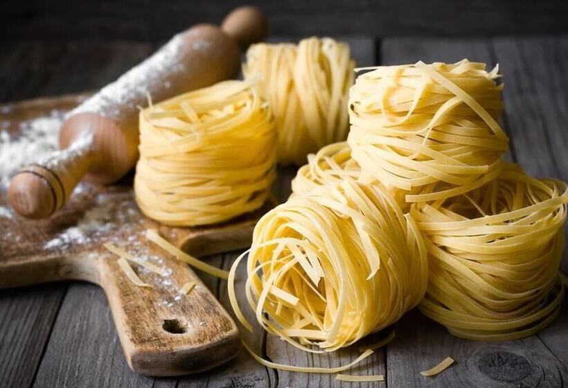 ホテル Savoia Mountain – Il Resort Nel Bosco