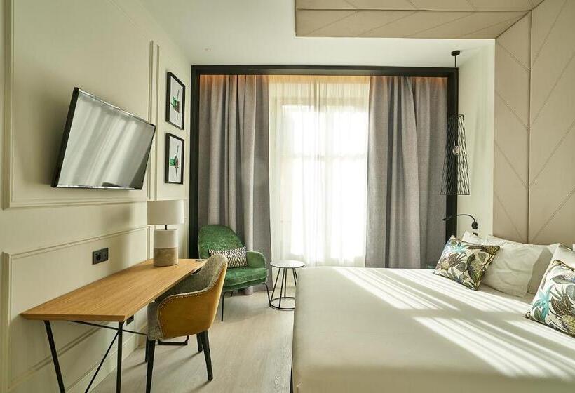 هتل Vincci Larios Diez