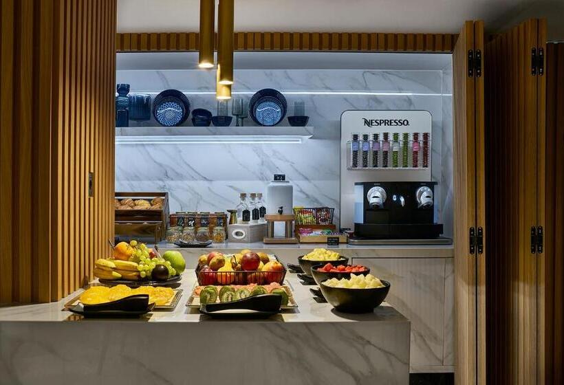 هتل Vincci Larios Diez