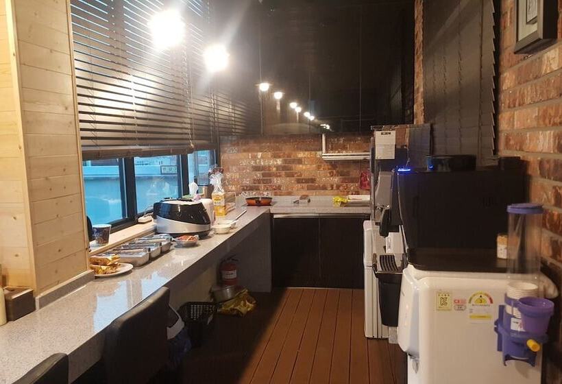 汽车旅馆  Naju Welcome Business