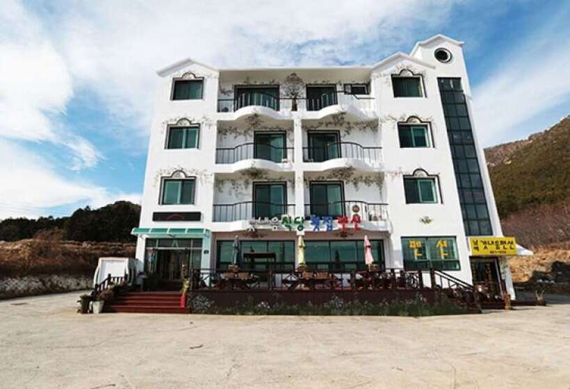 Namhae Gaennaeeum Pension