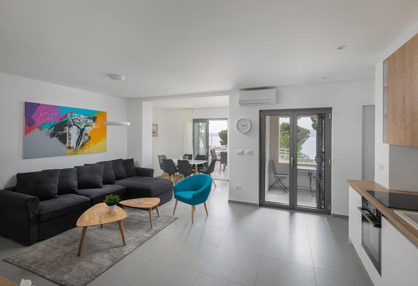 Пансион Villa Mt Brela