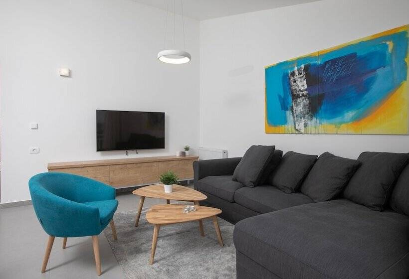 Пансион Villa Mt Brela