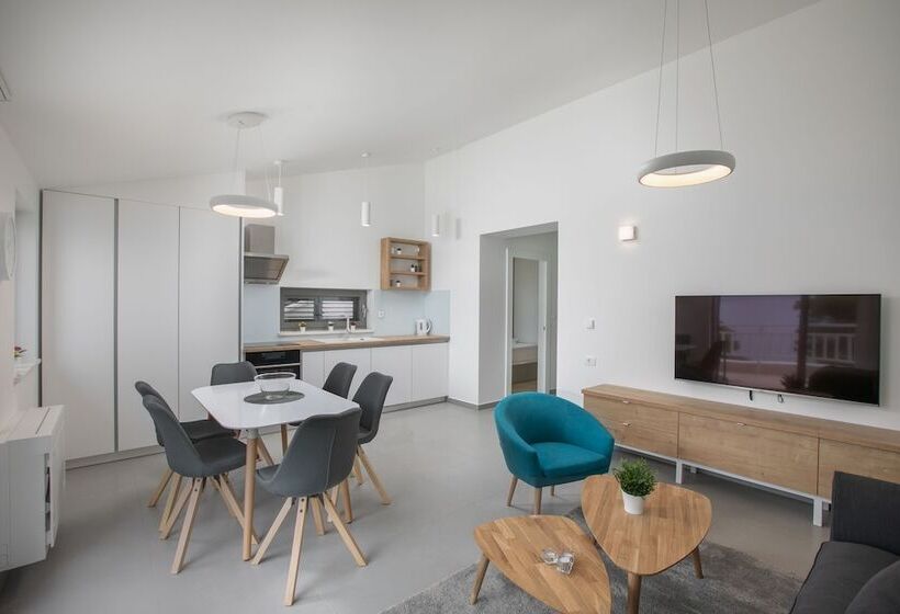 Пансион Villa Mt Brela