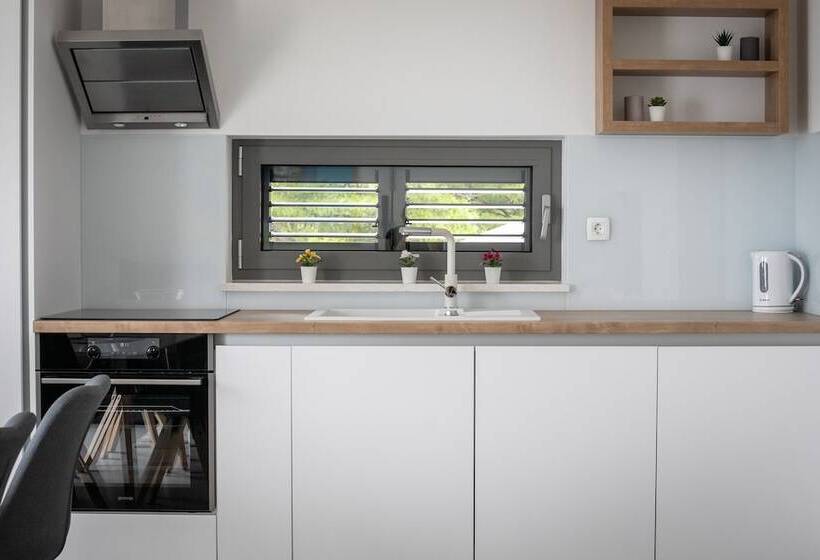 Пансион Villa Mt Brela