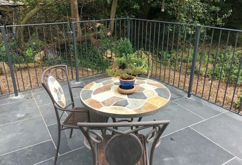 Trewethen Cottage Barn 1,an Idyllic Country Escape