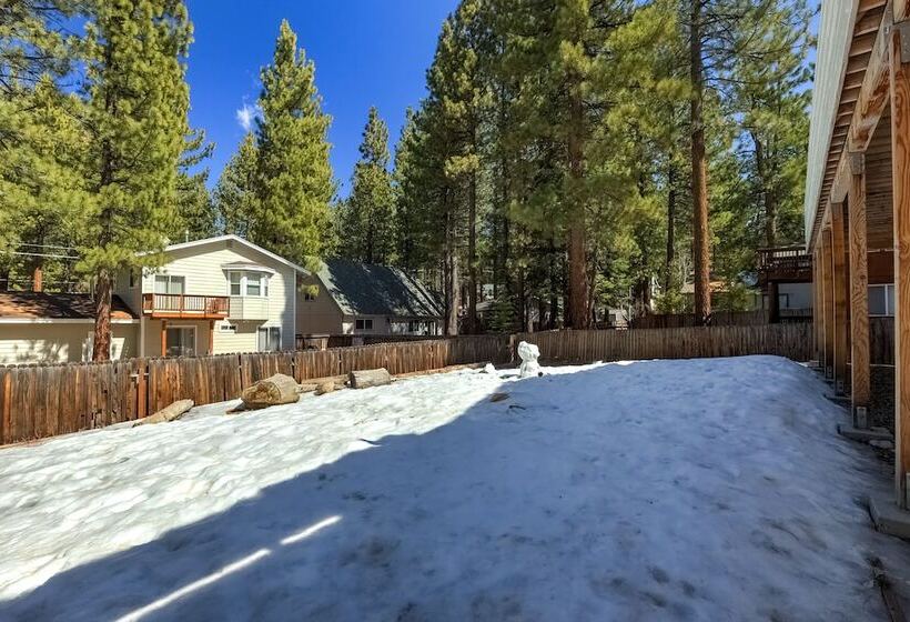 Amachen Cabin   Pet & Family Friendly   Woof Woof!