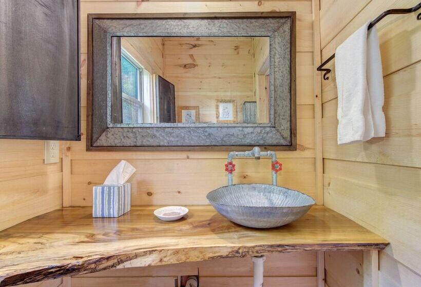 Bearly Hidden By Jackson Mountain Rentals