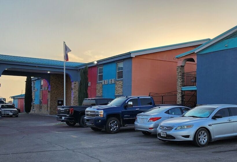 B&j Hotel And Apartments